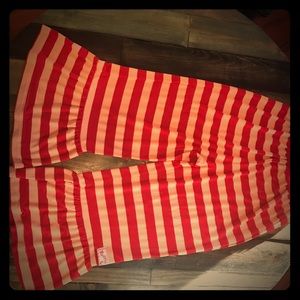 Ruffle Girl Sz small (girls) pants